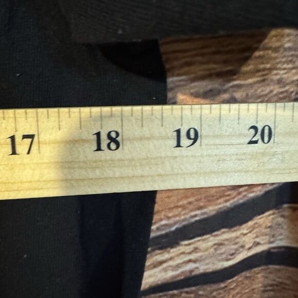 Minions: The Rise of Gru Illumination Graphic Medium T-Shirt Black Cartoon Movie - Picture 6 of 6